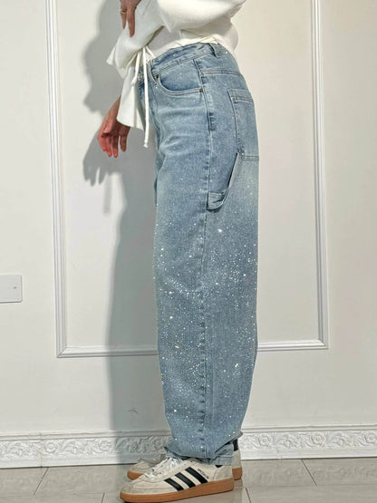 DazzleJean™ | Denim som formar sig efter din kropp och fångar ljuset