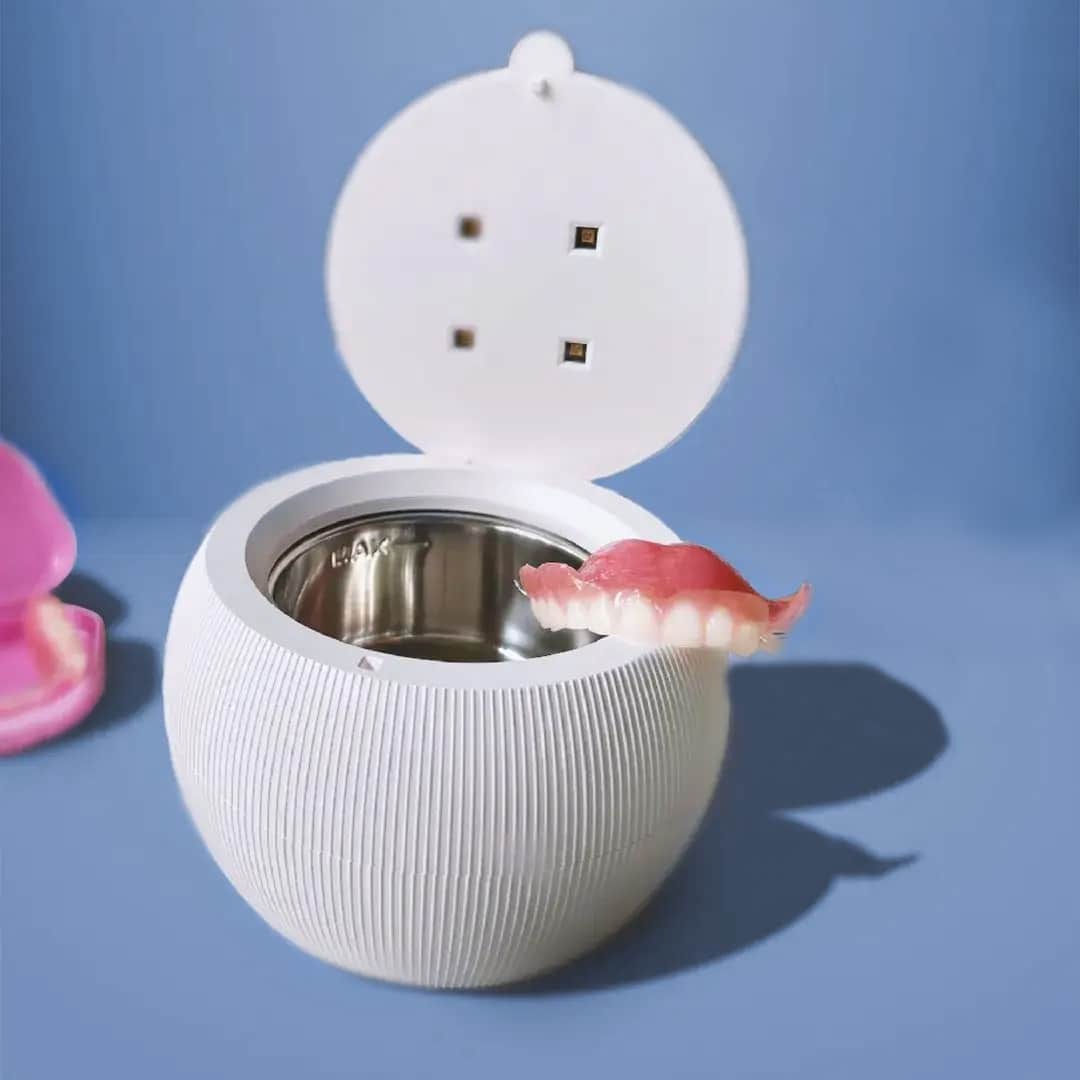 SaniDent™ | Ta bort smuts och bakterier från tandutrustning – utan kemikalier