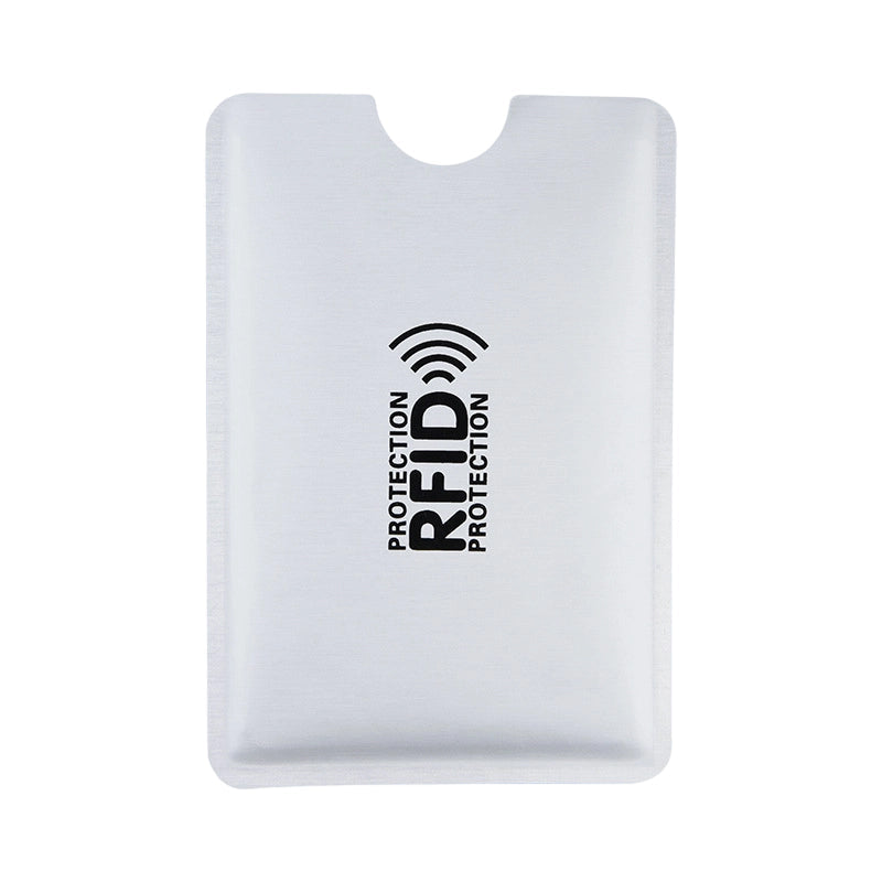 SlimShield™ | RFID-kortfodralet skyddar dina kort mot trådlös stöld.